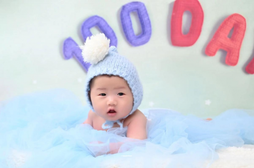 代怀包生男孩医院满月宝宝奶量 代怀包生男孩医院满月宝宝奶量